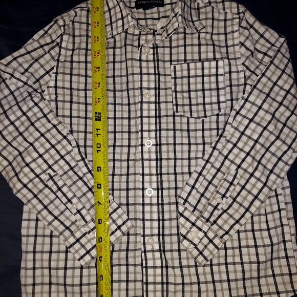 Boys Size 7 French Toast Black & White Plaid Button Down Shirt - Picture 2 of 5